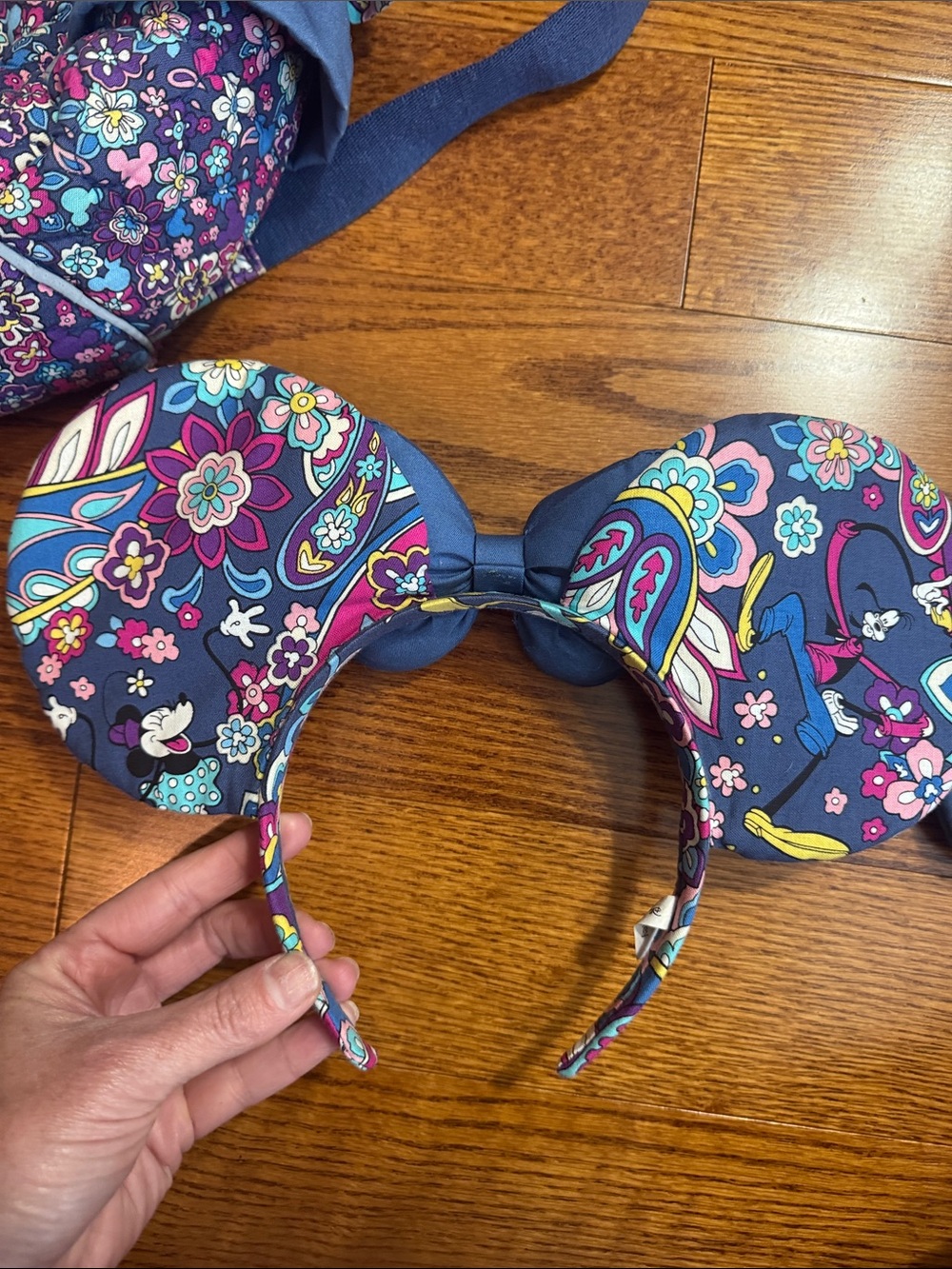 Vera Bradley Disney Floral Paisley Backpack Matching Ears Headband & Card Holder - Picture 10 of 15